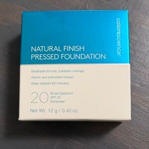 Natural Finish Pressed Foundation - tan golden